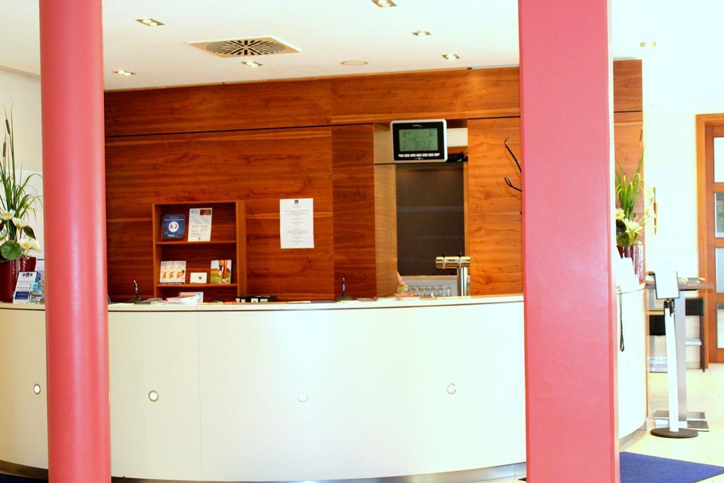 Best Western Hotel Nuernberg City West Exterior photo